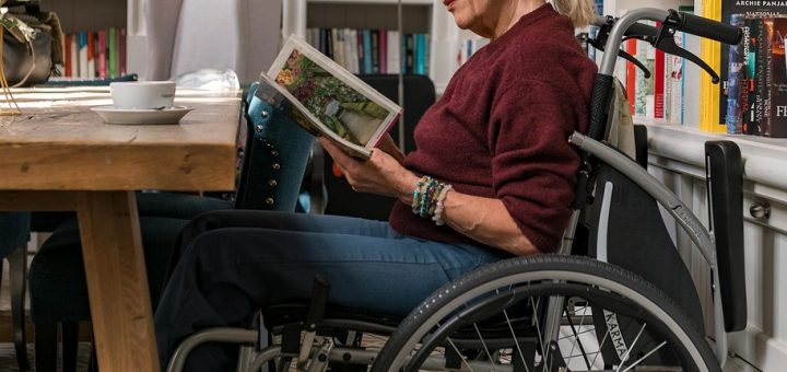entdecken sie umfassende und liebevolle seniorenpflege, die auf die individuellen bedürfnisse älterer menschen zugeschnitten ist. unser engagiertes team bietet professionelle unterstützung, um qualität und würde im alter zu gewährleisten.